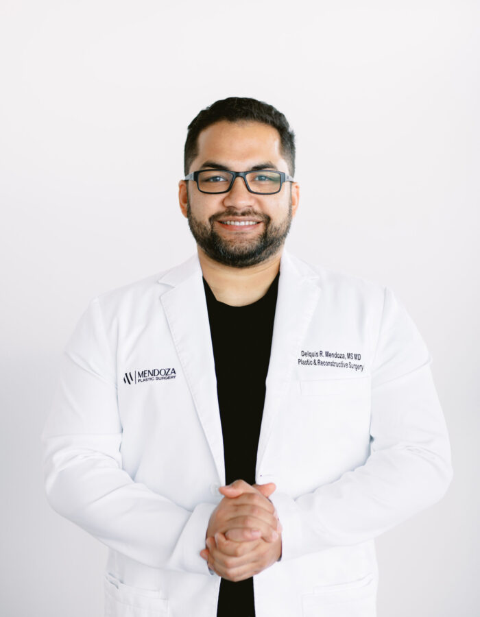 Mendoza Plastic Surgery y Mommy makeover