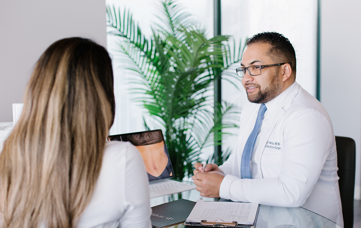 Plastic Surgeon who speaks Spanish in Atlanta